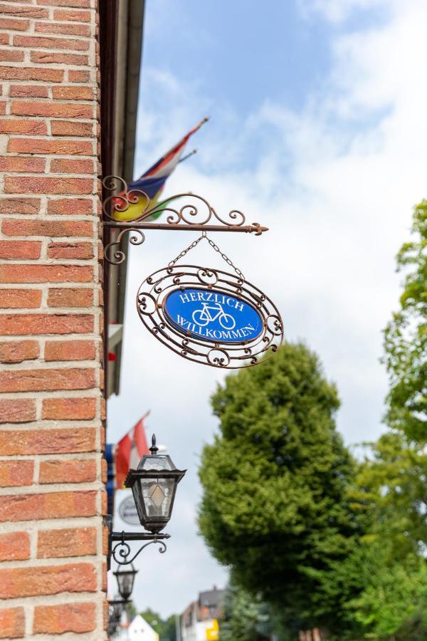 Hotel Landhaus Knappmann Essen Exterior foto